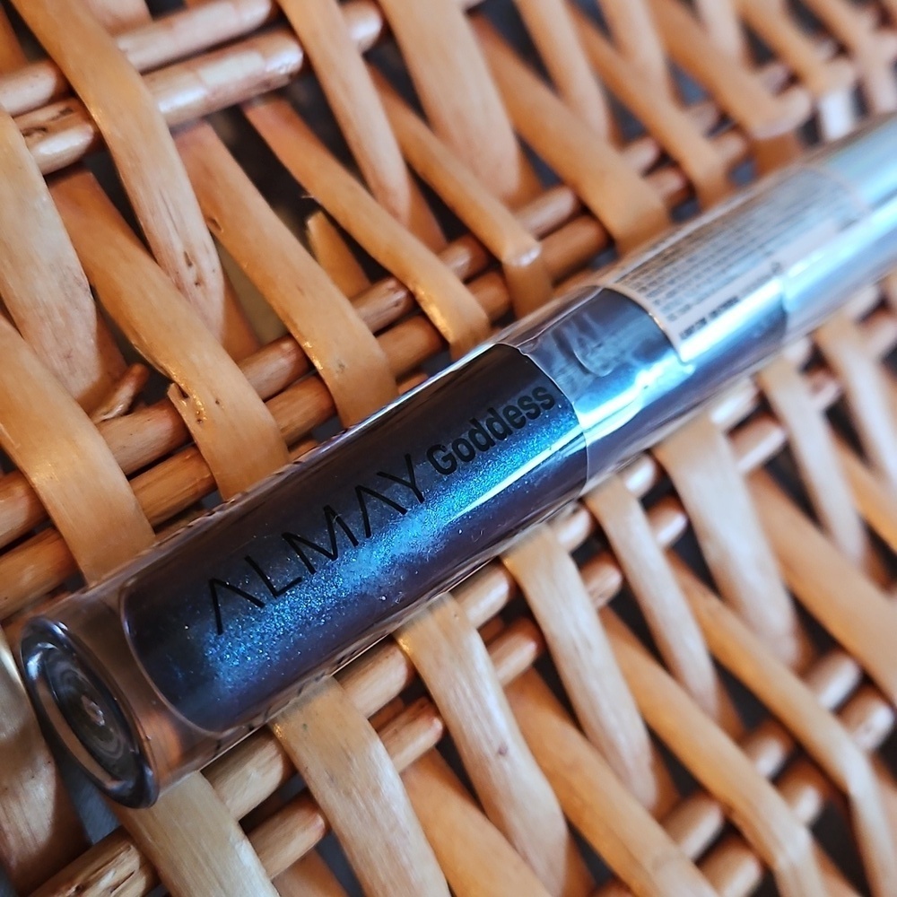 Almay Goddess Lip Gloss NWT Purple/blue Sparkle